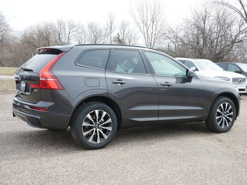 New 2025 Volvo XC60 B5 Core w/ Protection Package Premier image 3