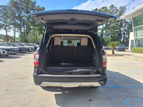 Used 2019 Ford Expedition Limited RWD image 28