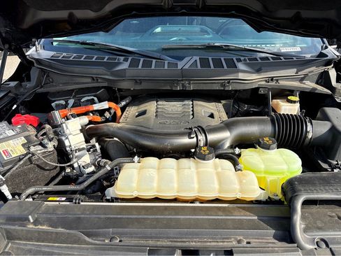 Used 2023 Ford F150 Limited image 38