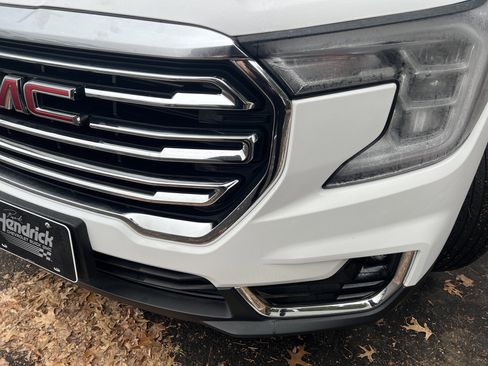 Used 2023 GMC Terrain SLT image 6