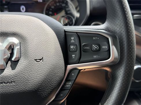 New 2026 RAM 1500 Express AWD/4WD image 21