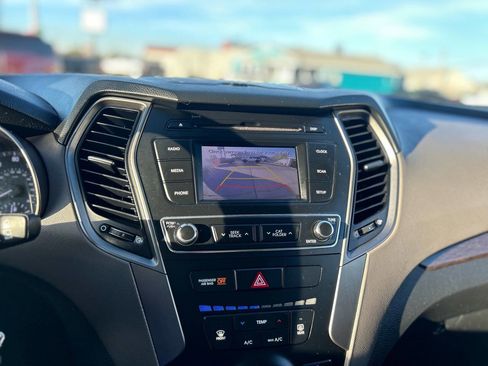 Used 2017 Hyundai Santa Fe Sport image 30