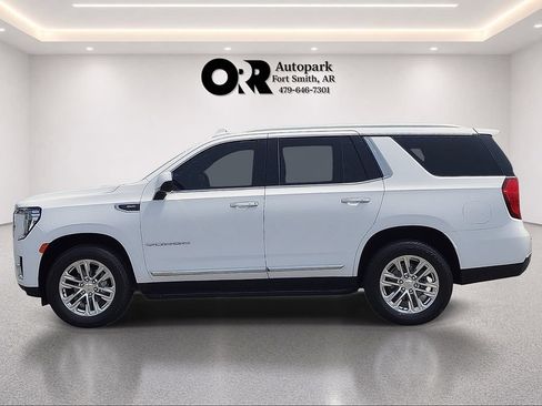 Used 2023 GMC Yukon SLT RWD image 3