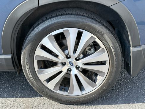 Used 2019 Subaru Ascent Touring w/ Popular Package #2 AWD/4WD image 35