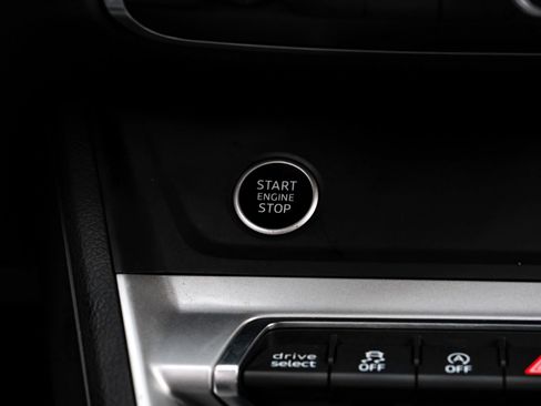 Used 2024 Audi Q3 2.0T Premium w/ Convenience Package image 25