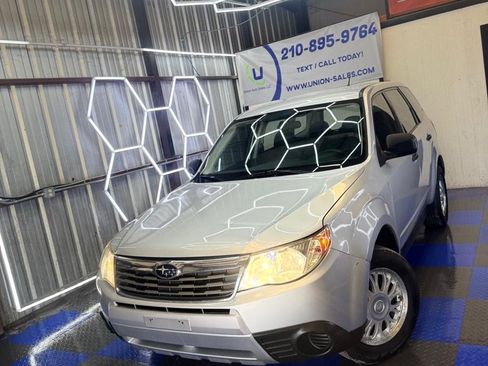 Used 2009 Subaru Forester 2.5X AWD/4WD image 3