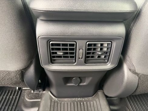 Used 2024 Toyota RAV4 LE AWD/4WD image 18