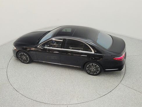 Used 2023 Mercedes-Benz S 580e 4MATIC Sedan image 29