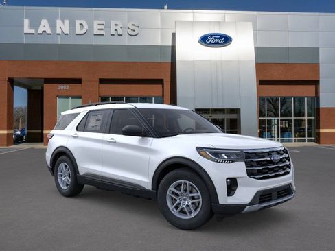 New 2026 Ford Explorer Active w/ Active Comfort Package image 7