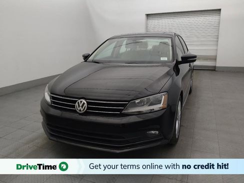 Used 2017 Volkswagen Jetta SEL FWD image 1