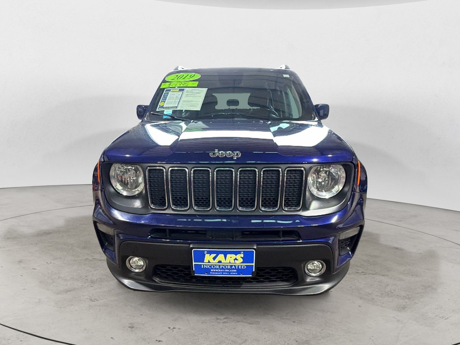 Used 2019 Jeep Renegade Latitude w/ Cold Weather Group AWD/4WD image 2