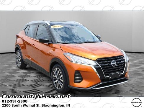 Used 2023 Nissan Kicks SV FWD image 1