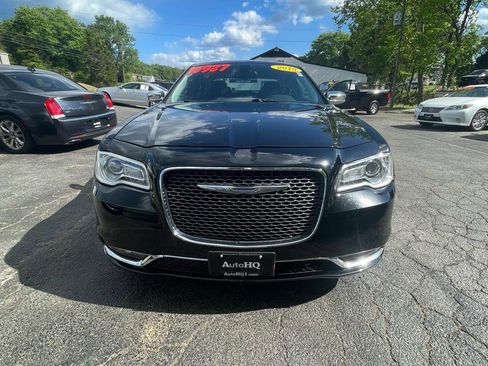 Used 2015 Chrysler 300 C w/ Harman/Kardon Audio Group RWD image 14