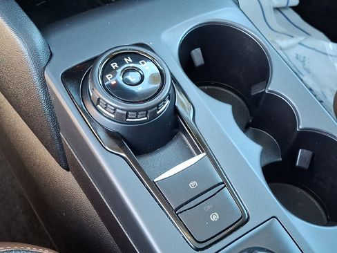 Used 2024 Ford Bronco Sport Outer Banks w/ Tech Package image 17