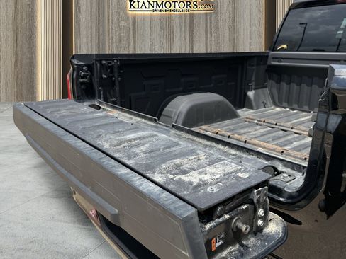 Used 2024 GMC Sierra 1500 AT4 image 20