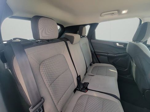 Used 2021 Ford Escape SE image 29