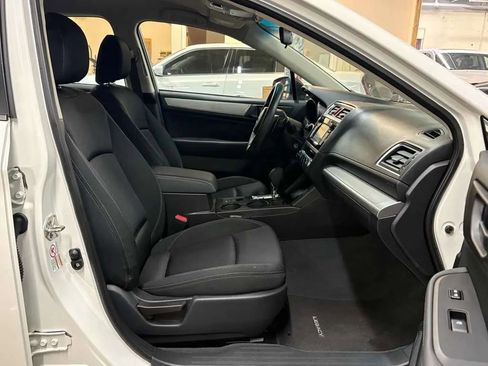 Used 2018 Subaru Legacy 2.5i w/ Alloy Wheel Package AWD/4WD image 17