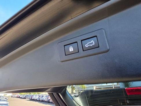 Certified 2022 Subaru Outback Limited XT image 12