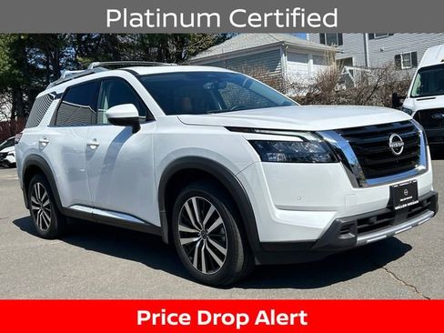 Certified 2025 Nissan Pathfinder Platinum AWD/4WD image 1