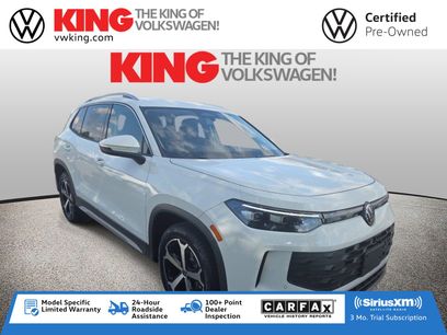 Used 2025 Volkswagen Tiguan SE