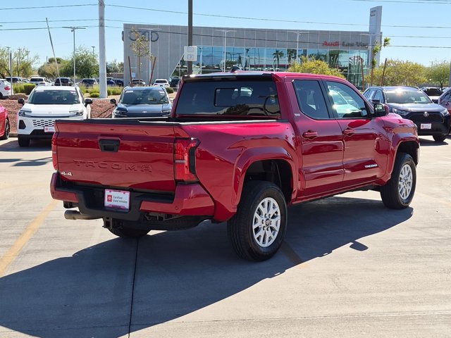 Used 2025 Toyota Tacoma SR5 AWD/4WD image 5