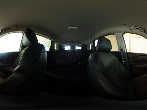 Used 2026 Nissan Rogue SL FWD image 43