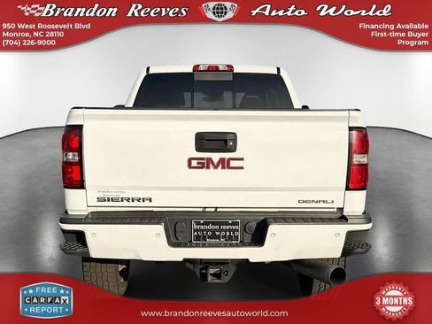 Used 2019 GMC Sierra 2500 Denali w/ Duramax Plus Package AWD/4WD image 7