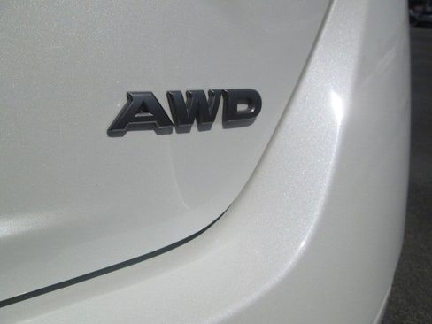 Used 2024 Nissan Altima 2.5 SR w/ SR Premium Package image 8