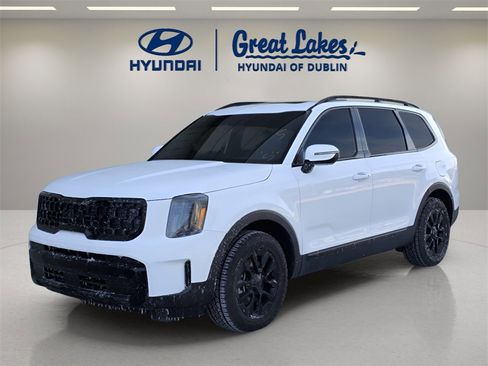 Used 2025 Kia Telluride AWD image 1