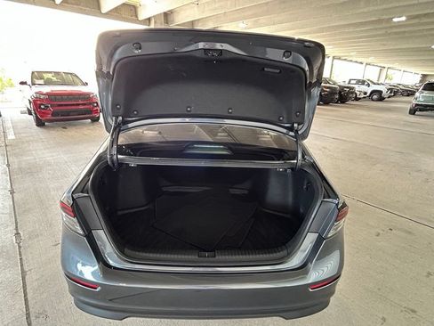 Used 2024 Honda Accord EX image 11