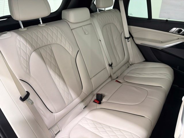 Certified 2024 BMW X5 xDrive50e w/ Executive Package AWD/4WD image 22