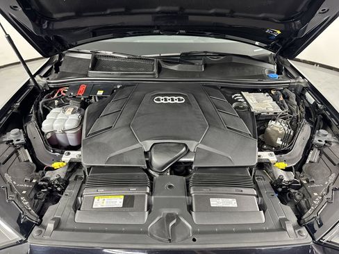 Used 2021 Audi Q7 3.0T Prestige w/ Prestige Package AWD/4WD image 30