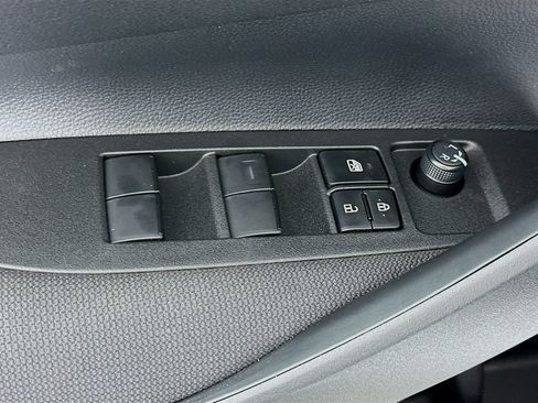 New 2026 Toyota Corolla SE FWD image 18