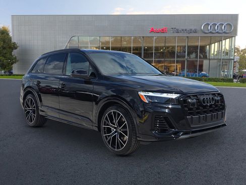 New 2025 Audi Q7 3.0T Prestige image 1