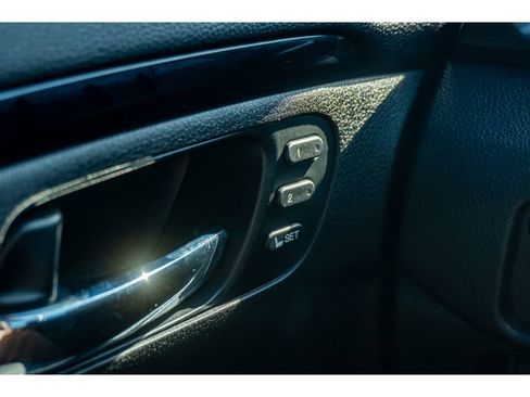 Used 2022 Honda Pilot Elite image 32