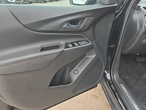 Used 2023 Chevrolet Equinox Premier FWD image 29