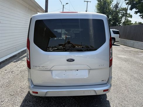 Used 2022 Ford Transit Connect XLT FWD image 11