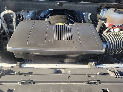 Used 2024 GMC Sierra 1500 AT4 w/ AT4 Preferred Package image 11