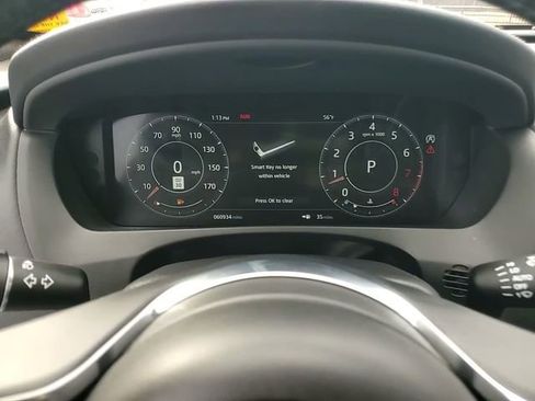 Used 2019 Jaguar F-PACE S image 19