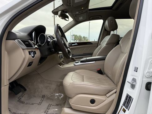 Used 2014 Mercedes-Benz GL 450 GL 450 4MATIC AWD 4dr SUV image 7