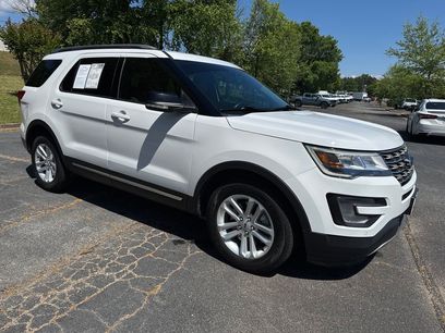 Used 2017 Ford Explorer XLT w/ Equipment Group 202A