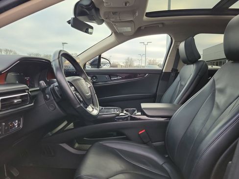 Certified 2021 Lincoln Nautilus Reserve w/ Equipment Group 201A image 16