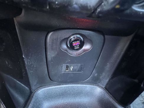 Used 2024 MINI Cooper SE image 28