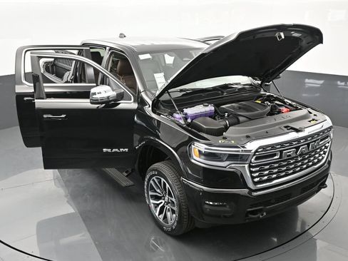 Used 2025 RAM 1500 Limited AWD/4WD image 54