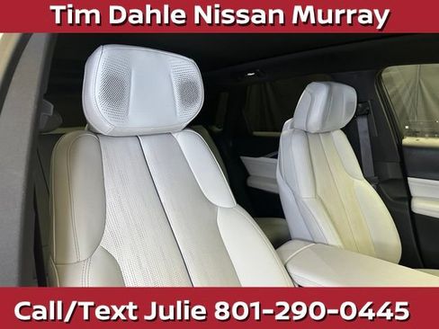 Used 2024 Cadillac Lyriq Sport w/ LPO, Floor Liner Package AWD/4WD image 16