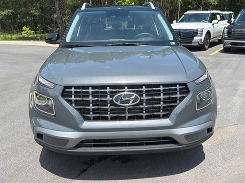 New 2026 Hyundai Venue SEL FWD image 9
