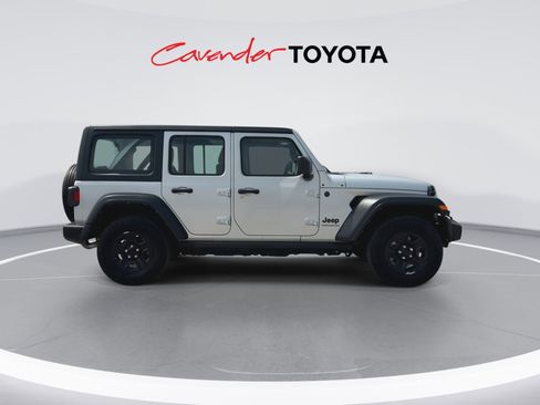Used 2024 Jeep Wrangler Unlimited Sport AWD/4WD image 9