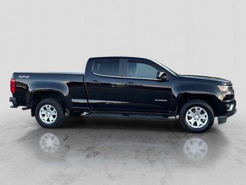 Used 2017 Chevrolet Colorado LT w/ LT Convenience Package AWD/4WD image 8