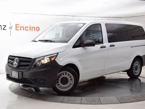 Used 2023 Mercedes-Benz Metris Passenger image 2