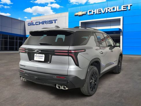 New 2026 Chevrolet Traverse LT w/ Midnight/Sport Edition FWD image 7